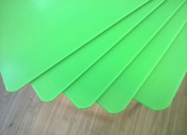 Folhas divisórias de plástico personalizáveis com propriedades repelentes de água para soluções de armazenamento organizadas